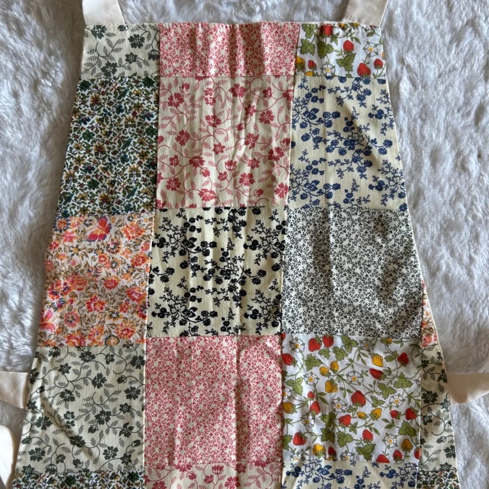 Patchwork Panels Apron Womens OS Vintage Floral Strawberry Tie Made in Ireland